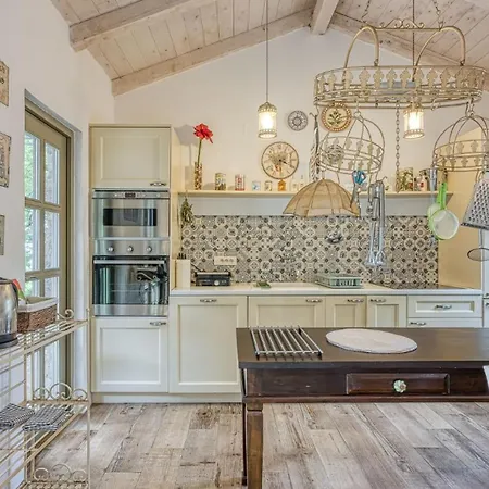 Menta 2 By Guide Villa Bajcici