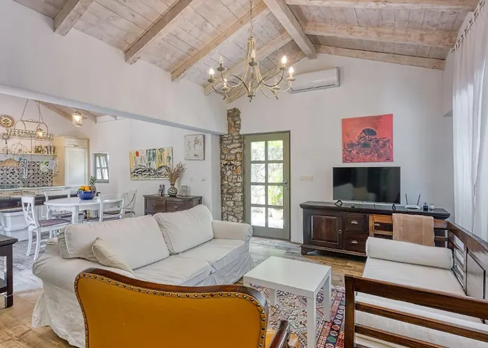 Menta 2 By Guide Villa Bajcici